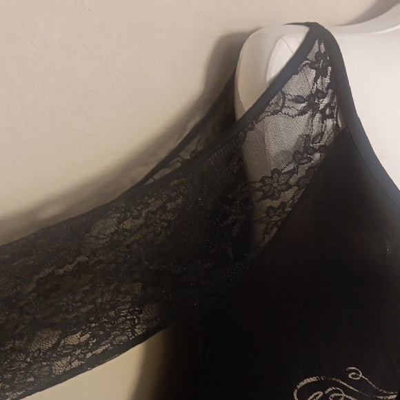 NWT. American Rebel Black Cold Shoulder Lace Sleeve Top - Picture 6 of 12